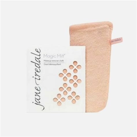 Can Jane Iredale's Magic Mitt Replace Your Cleanser?